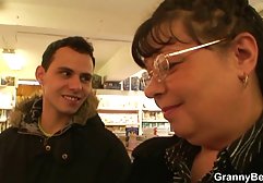Egzotyczne azjatyckie Tia T poety. Wszystkie otwory wypełnione darmowy sex po 50 trucizny